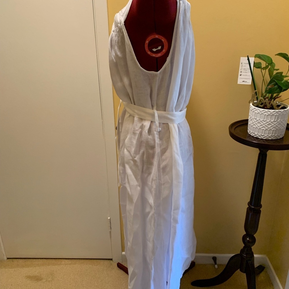 White Linen Sundress with Belt and Button detail - Picture 6 of 11